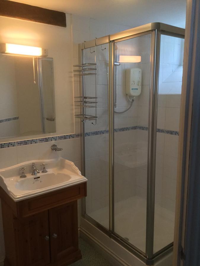 Hotel The Jolly Huntsman Chippenham  Esterno foto